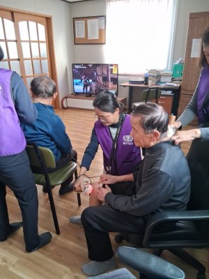 순창지부 "쑥뜸 봉사활동"