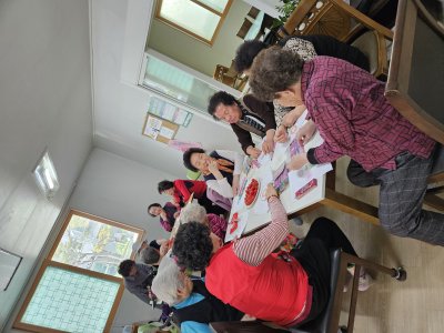 노인정 봉사활동(치매예방 운동과 그림 그리기)